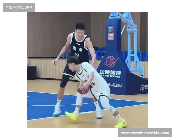 全运会决赛徐昕篮下大帽,广东内线筑起防守屏障